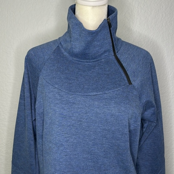 Prana Women’s Funnel Neck Pullover Blue Medium - Picture 3 of 10